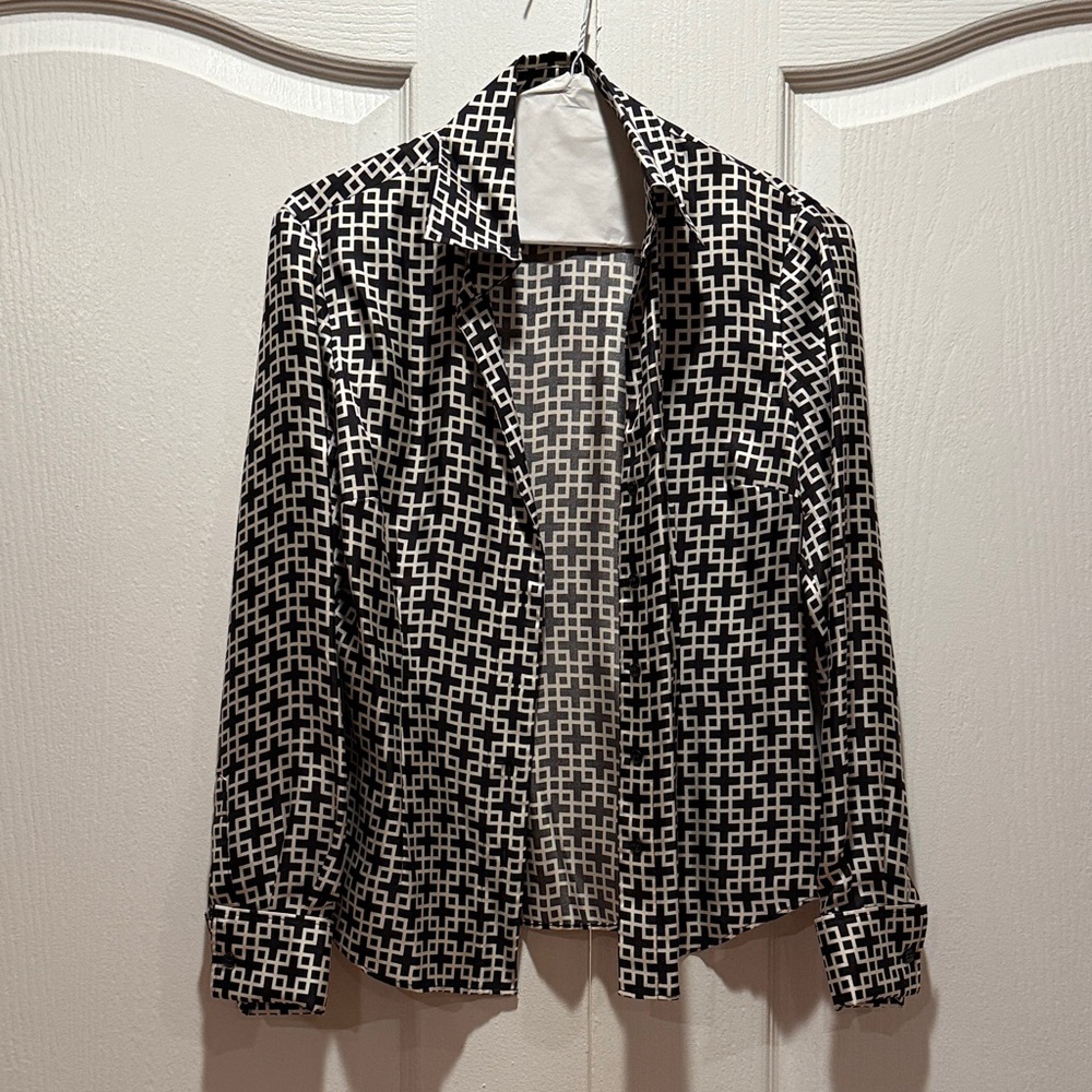 Black & White Geometric Open-Front Women's blouse